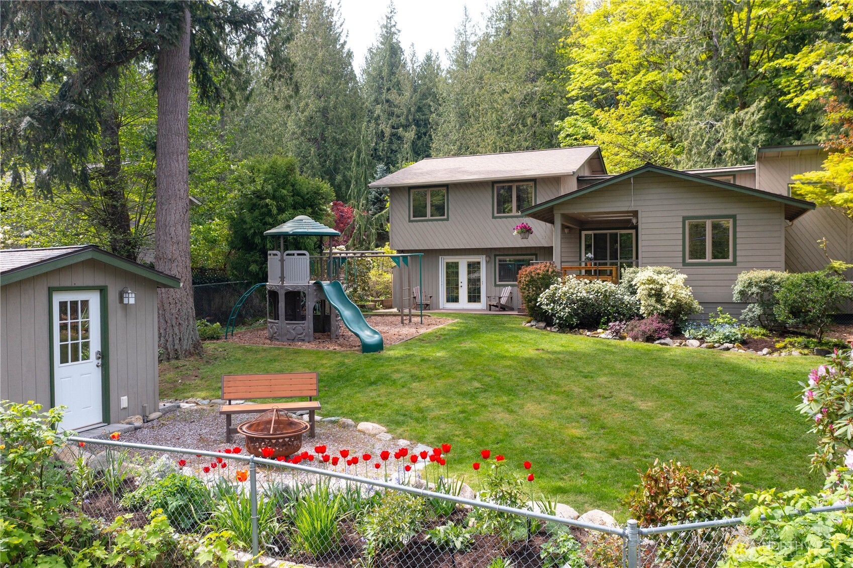 1536 Glen Cove Lane Bellingham WA 98229