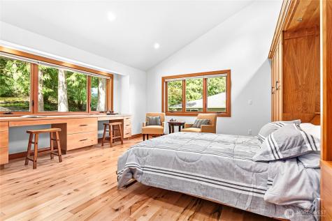1536 Glen Cove Lane Bellingham WA 98229