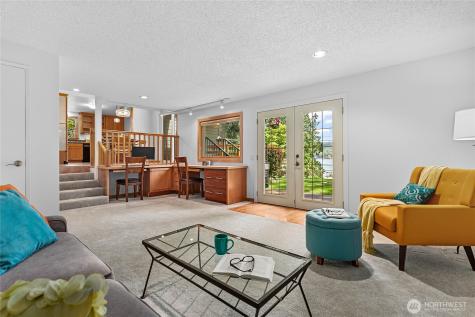 1536 Glen Cove Lane Bellingham WA 98229