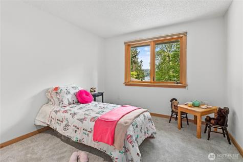 1536 Glen Cove Lane Bellingham WA 98229