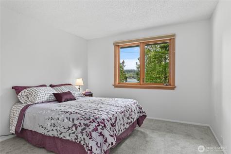 1536 Glen Cove Lane Bellingham WA 98229