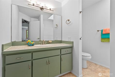 1536 Glen Cove Lane Bellingham WA 98229