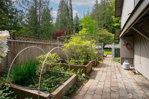 1536 Glen Cove Lane Bellingham WA 98229