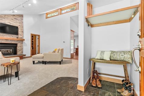 1536 Glen Cove Lane Bellingham WA 98229