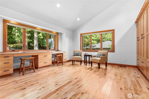 1536 Glen Cove Lane Bellingham WA 98229