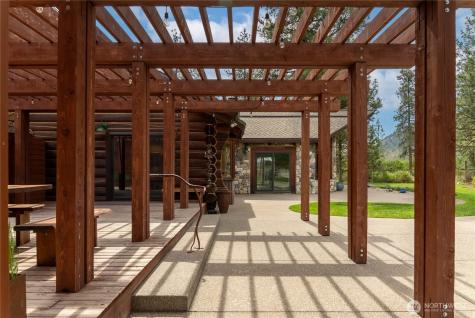 179 Wolf Creek Road Winthrop WA 98862