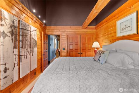 179 Wolf Creek Road Winthrop WA 98862