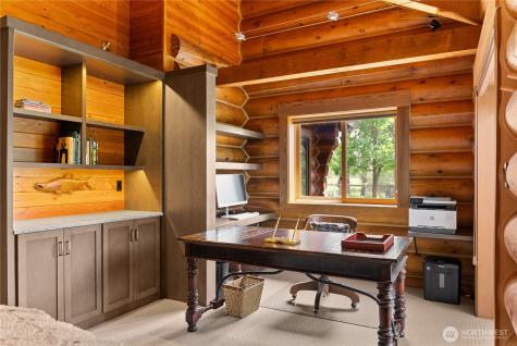 179 Wolf Creek Road Winthrop WA 98862