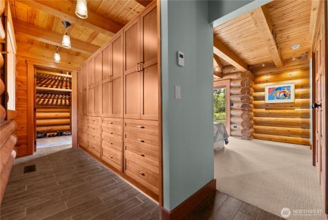 179 Wolf Creek Road Winthrop WA 98862