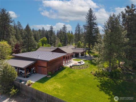 179 Wolf Creek Road Winthrop WA 98862