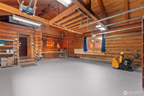 179 Wolf Creek Road Winthrop WA 98862