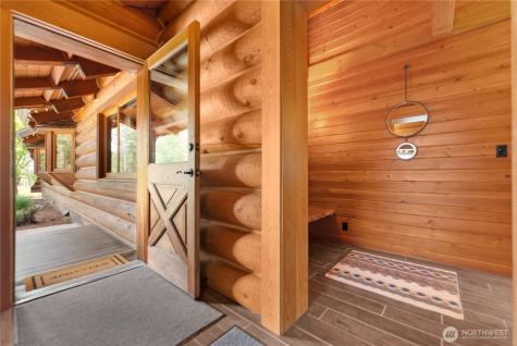 179 Wolf Creek Road Winthrop WA 98862