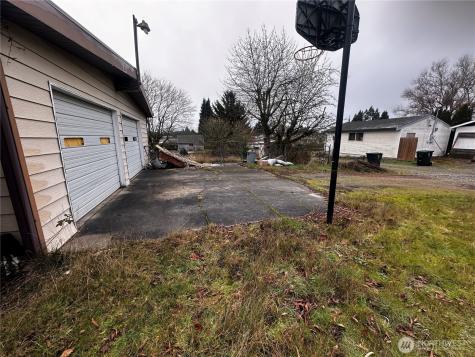 902 S Shirley Street Tacoma WA 98465