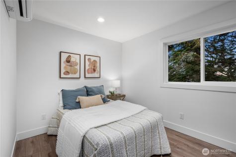 9731 13th Avenue NW Seattle WA 98117