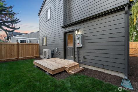 9731 13th Avenue NW Seattle WA 98117
