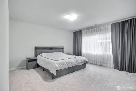 2037 81st Avenue E Edgewood WA 98371