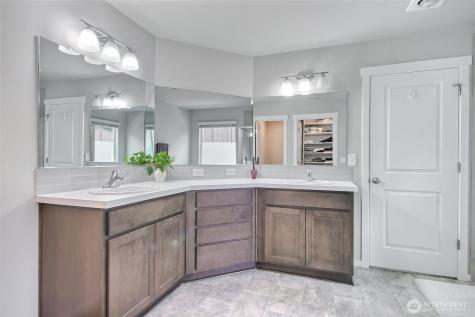 2037 81st Avenue E Edgewood WA 98371