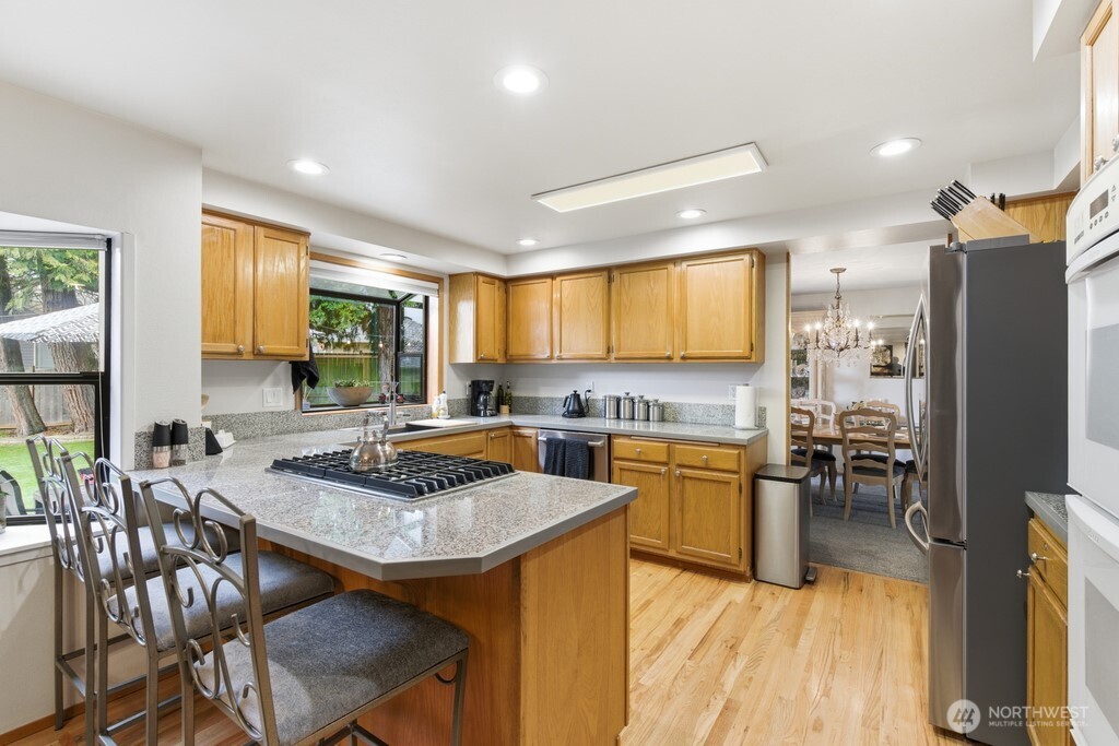 20712 33rd Avenue W Lynnwood WA 98036
