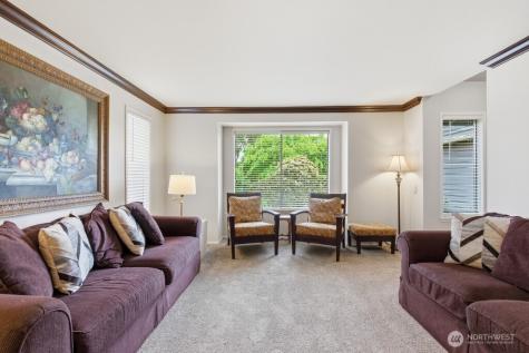 20712 33rd Avenue W Lynnwood WA 98036