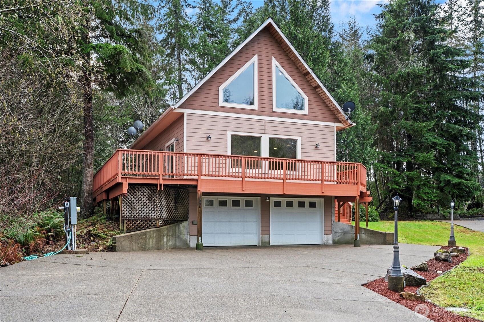 120 W Prairie Loop Road Elma WA 98541