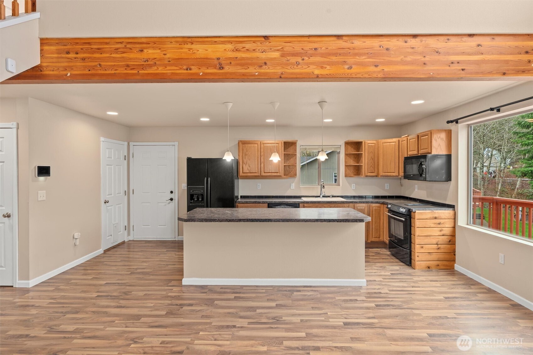 120 W Prairie Loop Road Elma WA 98541