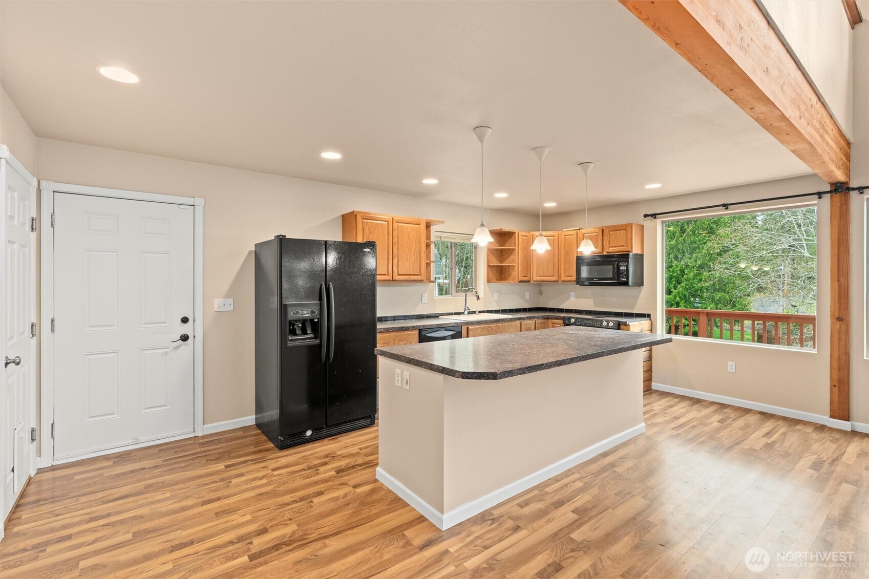 120 W Prairie Loop Road Elma WA 98541