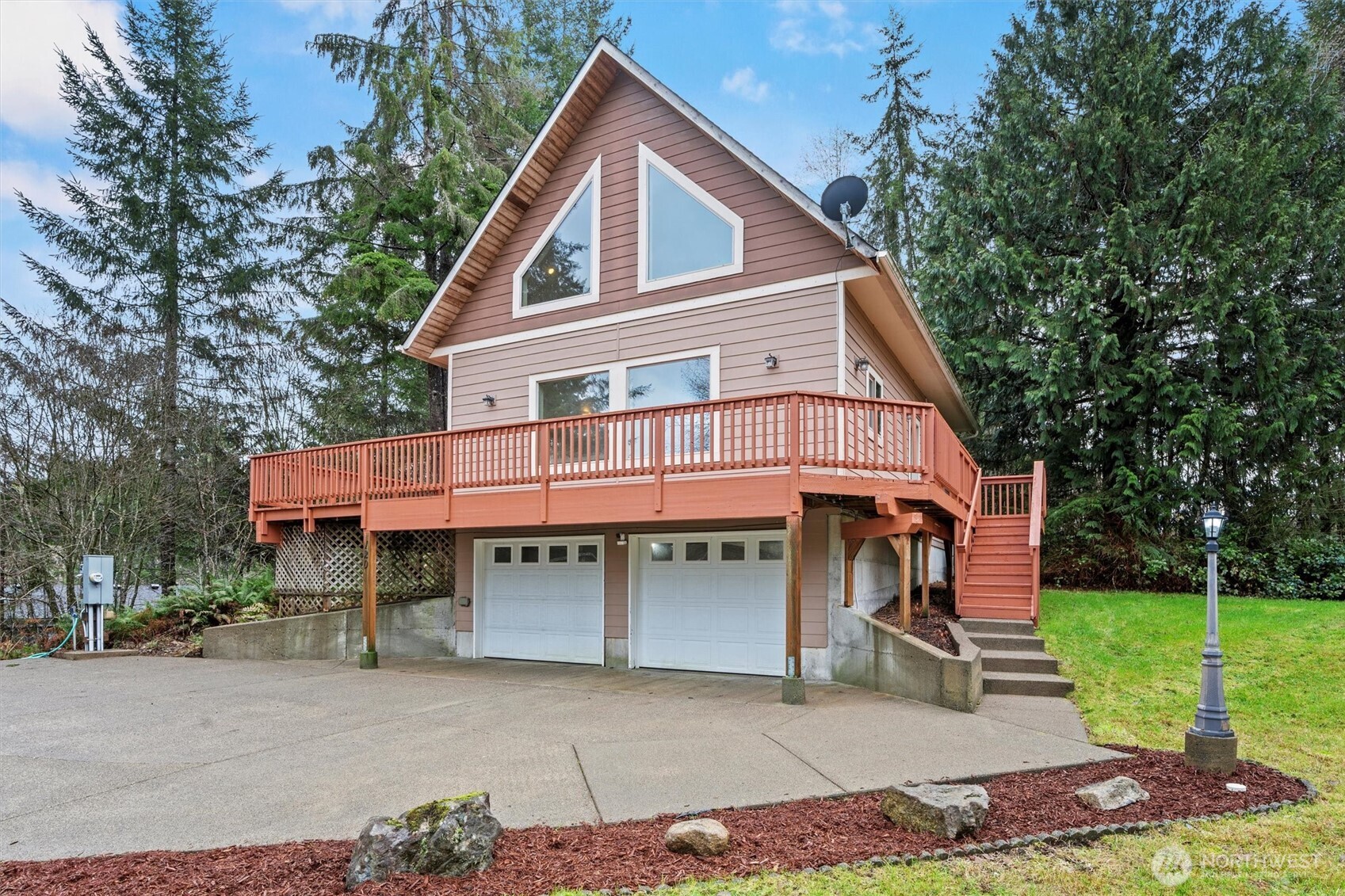 120 W Prairie Loop Road Elma WA 98541
