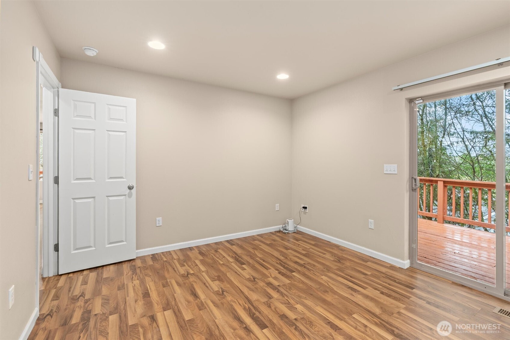 120 W Prairie Loop Road Elma WA 98541