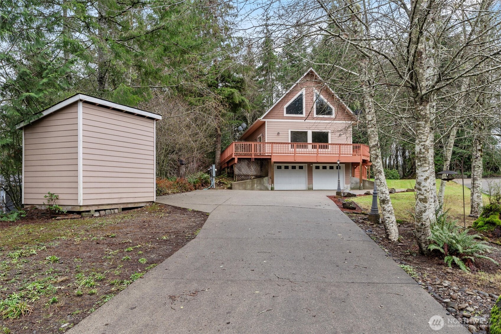 120 W Prairie Loop Road Elma WA 98541