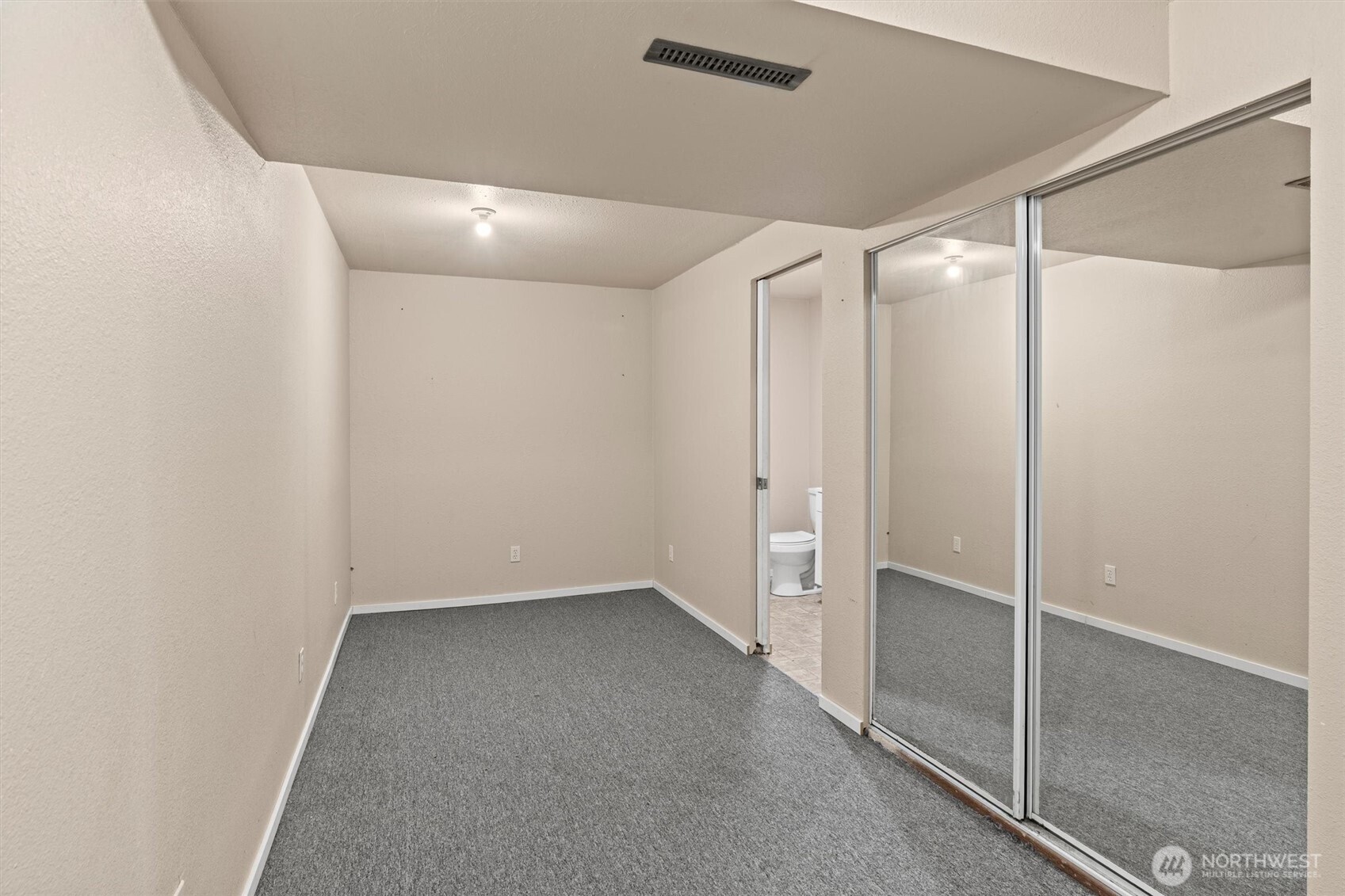 120 W Prairie Loop Road Elma WA 98541