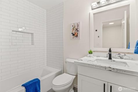 17715 8th Place W Lynnwood WA 98037
