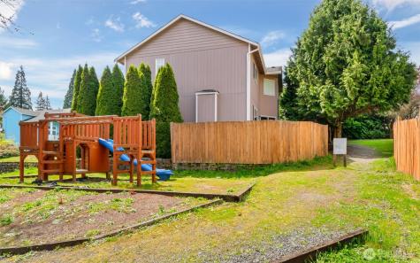 17715 8th Place W Lynnwood WA 98037