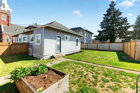 5802 S Warner Street Tacoma WA 98409