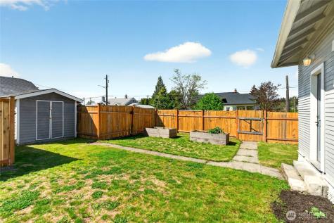 5802 S Warner Street Tacoma WA 98409