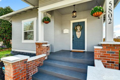 5802 S Warner Street Tacoma WA 98409