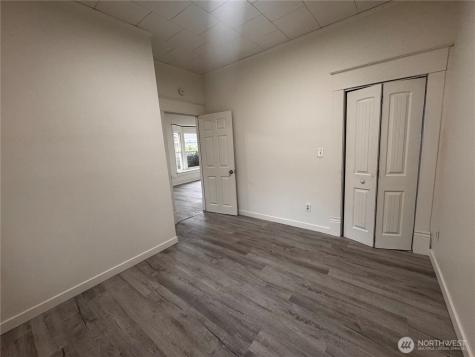 517 Water Street South Bend WA 98586