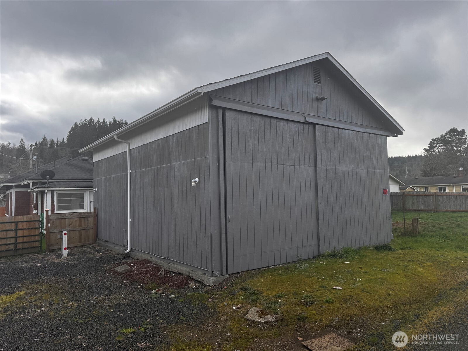 517 Water Street South Bend WA 98586
