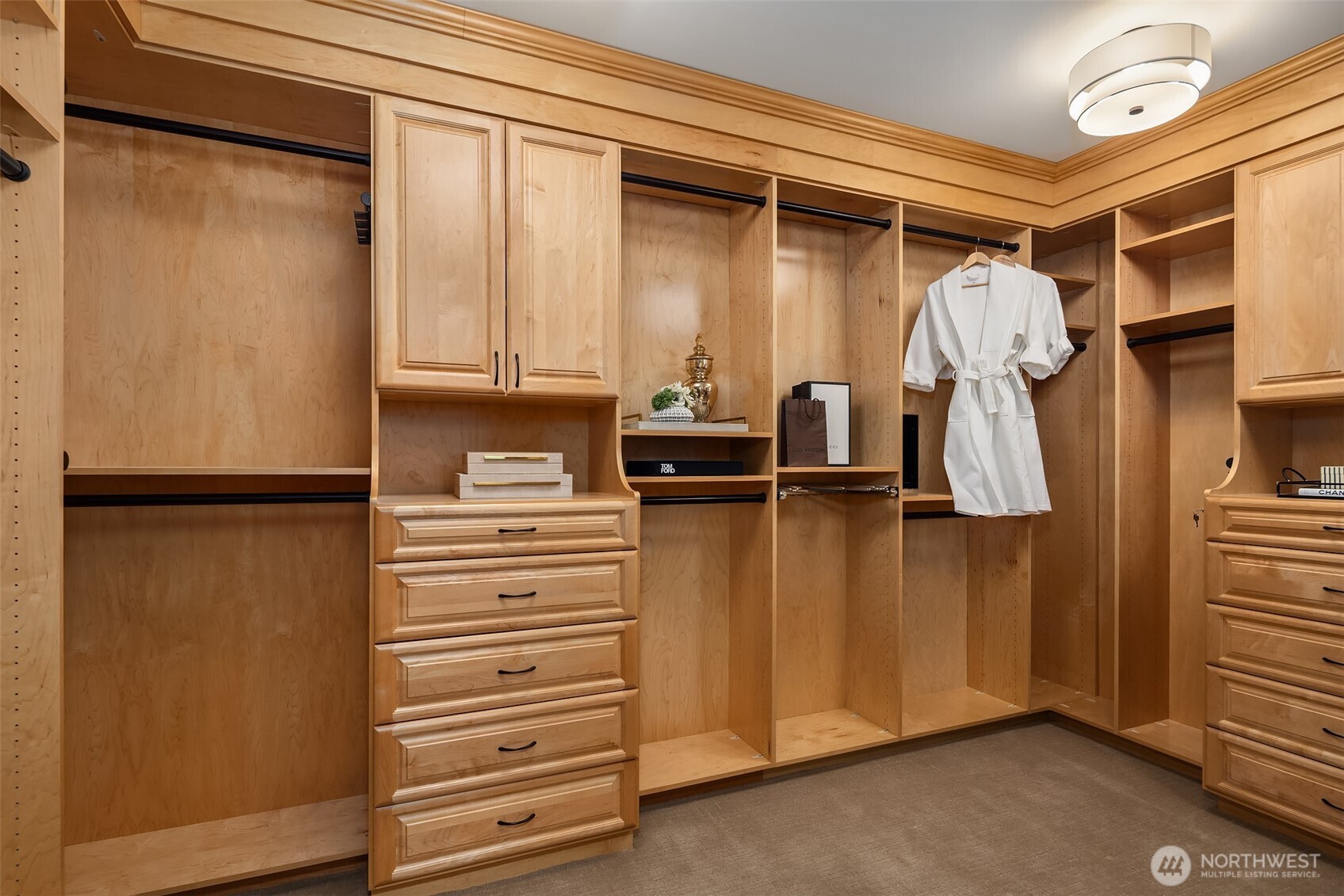 2045 250th Place NE Sammamish WA 98074