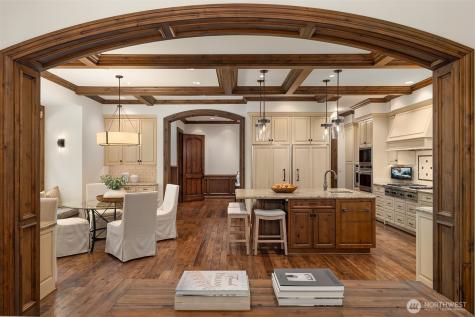2045 250th Place NE Sammamish WA 98074