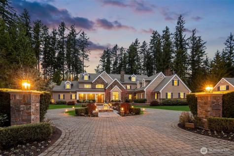 2045 250th Place NE Sammamish WA 98074