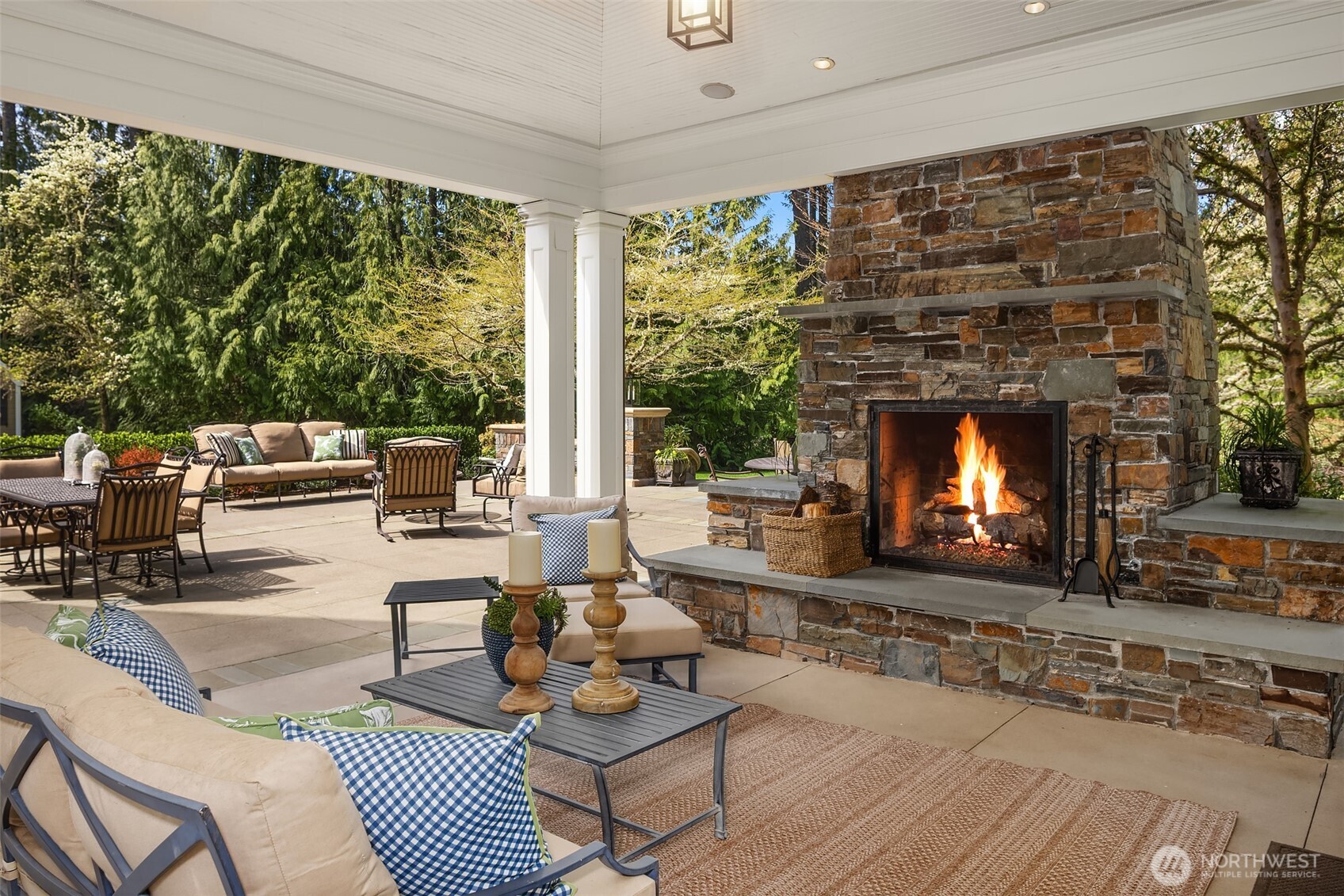 2045 250th Place NE Sammamish WA 98074