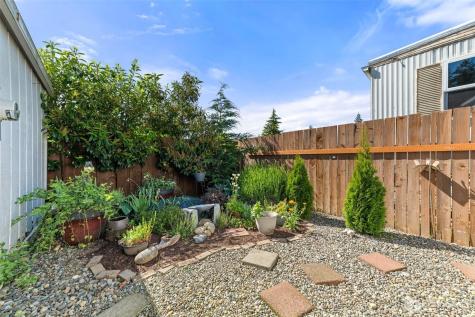 3702 Hunt Street NW Gig Harbor WA 98335