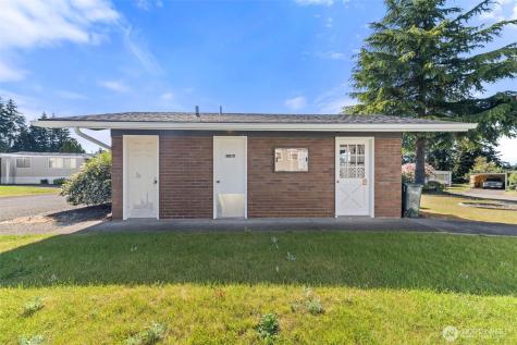 3702 Hunt Street NW Gig Harbor WA 98335