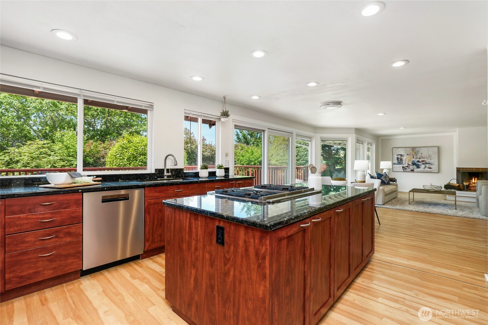 8808 NE 14th Street Clyde Hill WA 98004