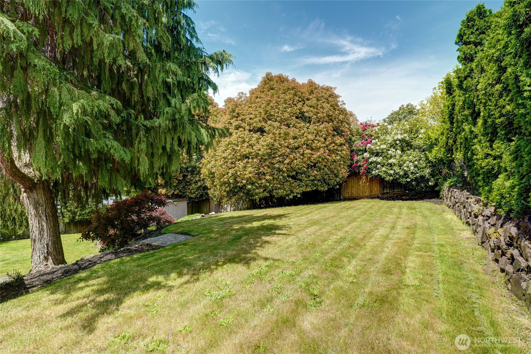 8808 NE 14th Street Clyde Hill WA 98004