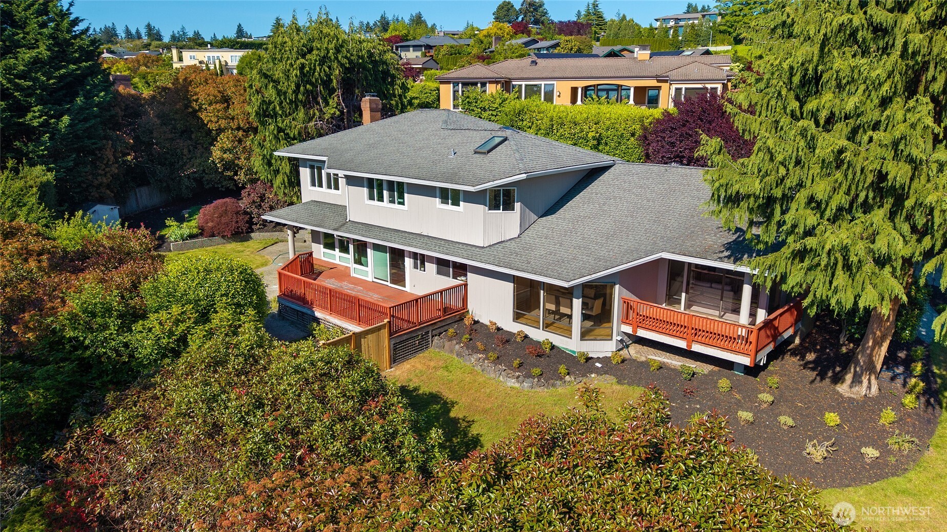 8808 NE 14th Street Clyde Hill WA 98004