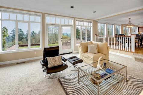 4911 Harbor Lane Everett WA 98203