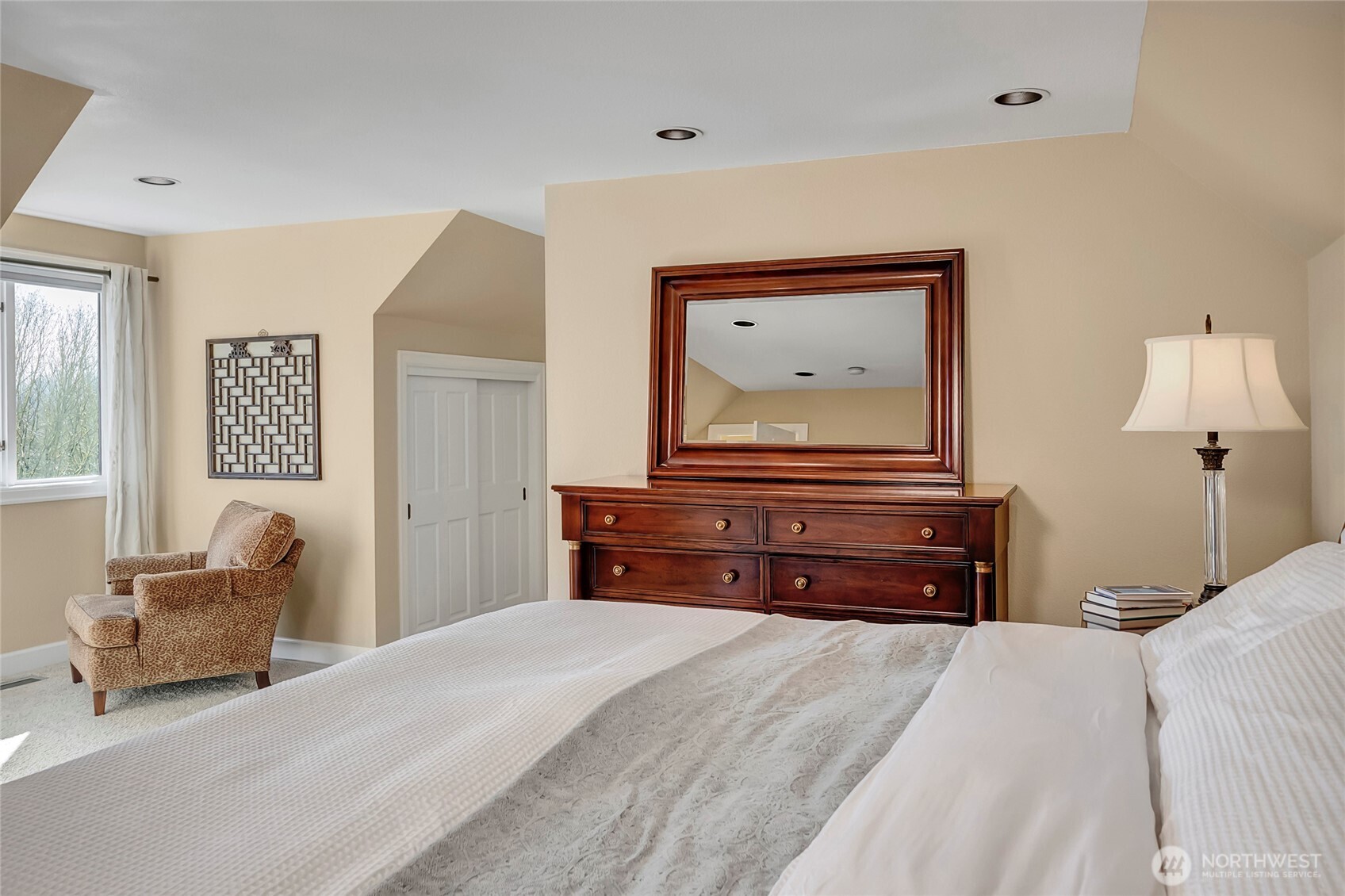 4911 Harbor Lane Everett WA 98203