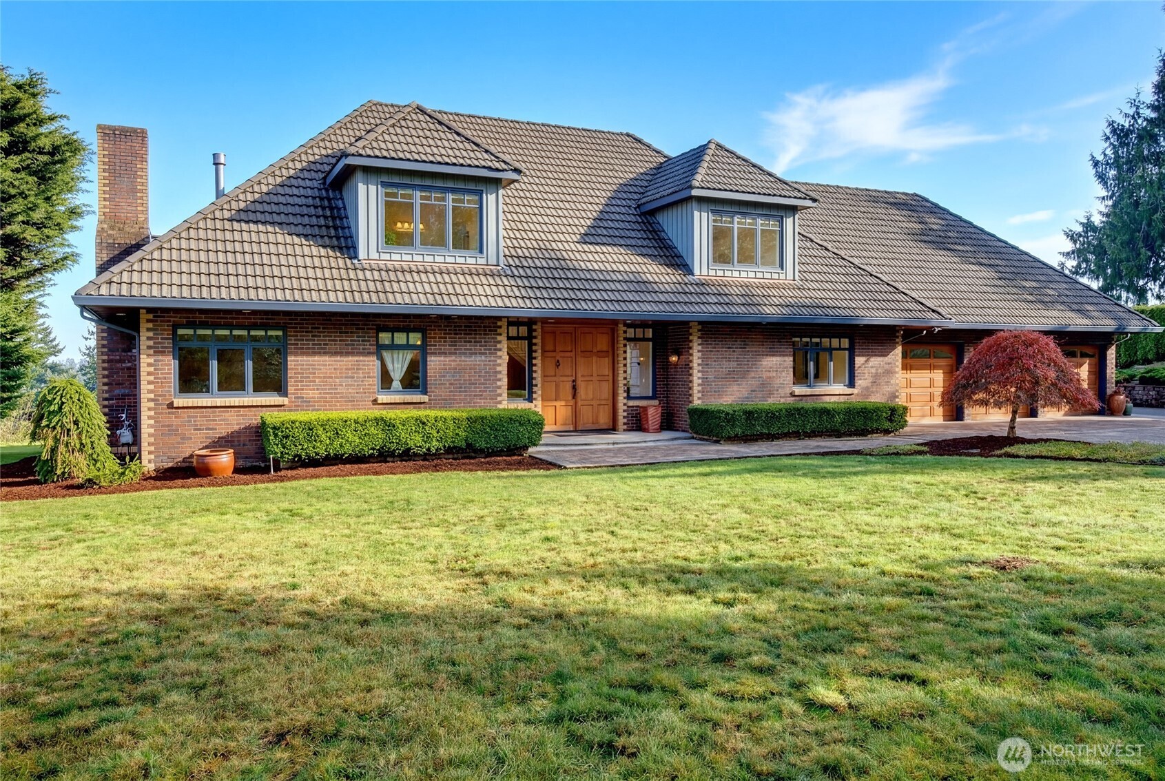 4911 Harbor Lane Everett WA 98203