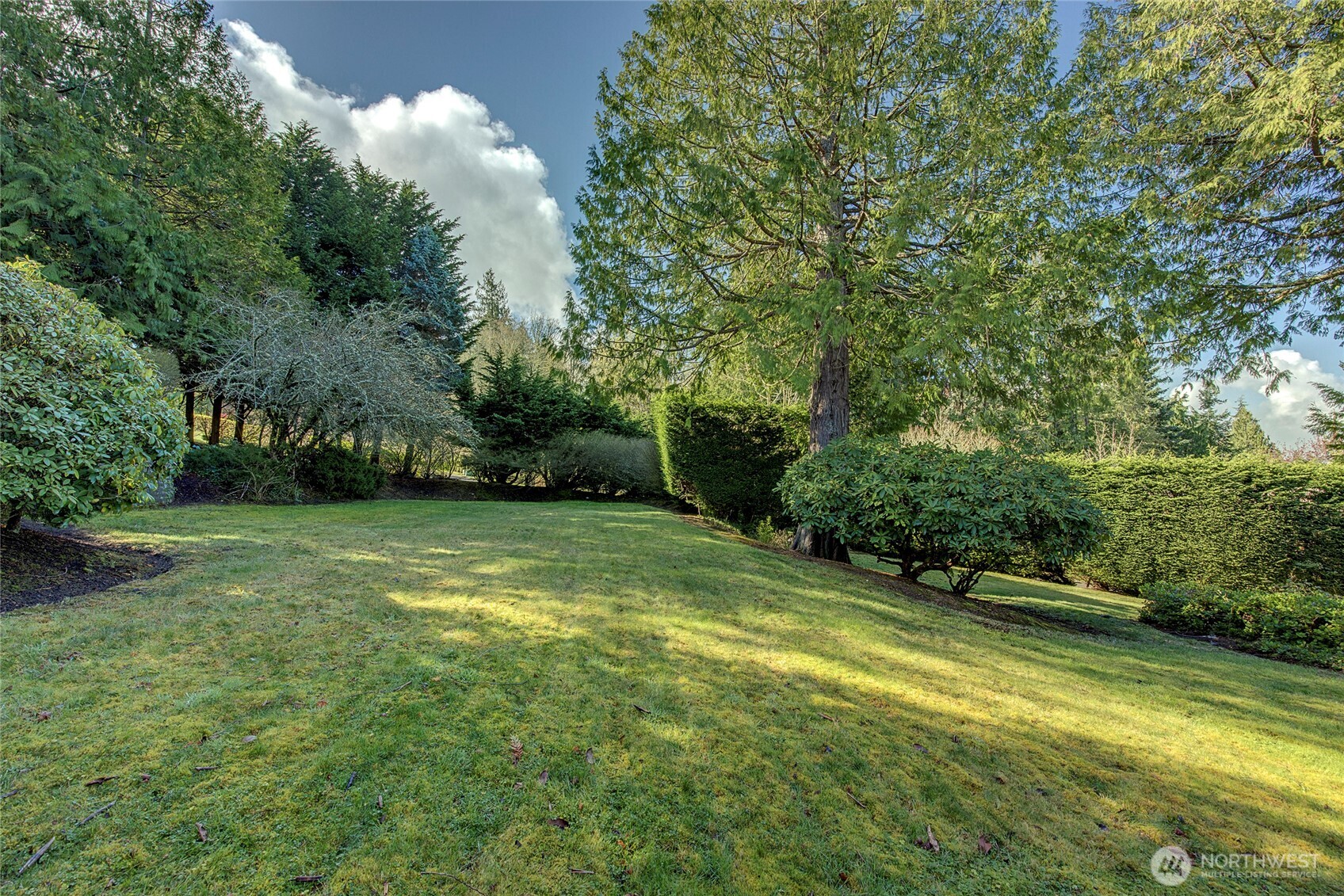 4911 Harbor Lane Everett WA 98203